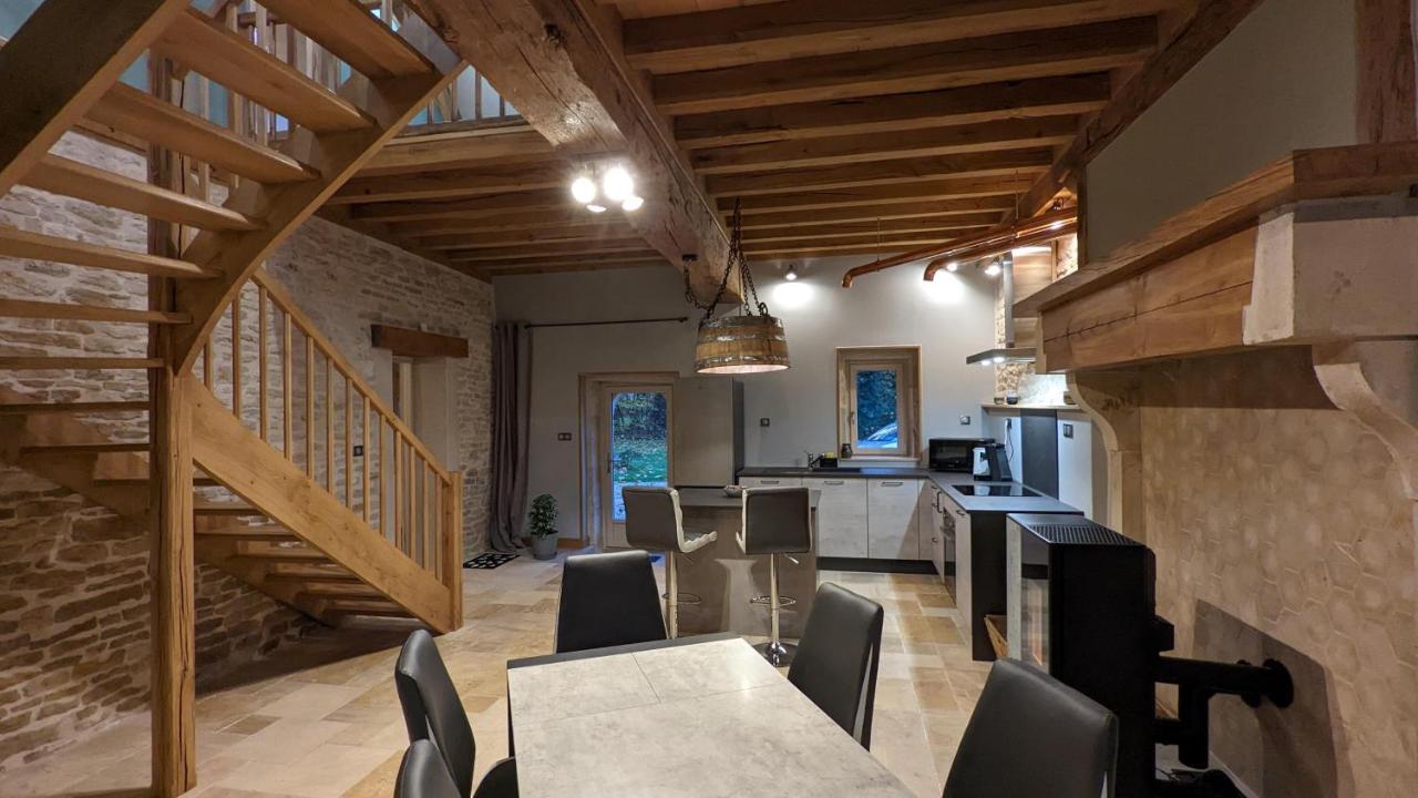 La Ferme Du Chateau Beire-le-Chatel ภายนอก รูปภาพ